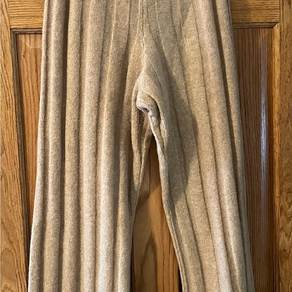 H&M Women Tan Ribbed knit pants